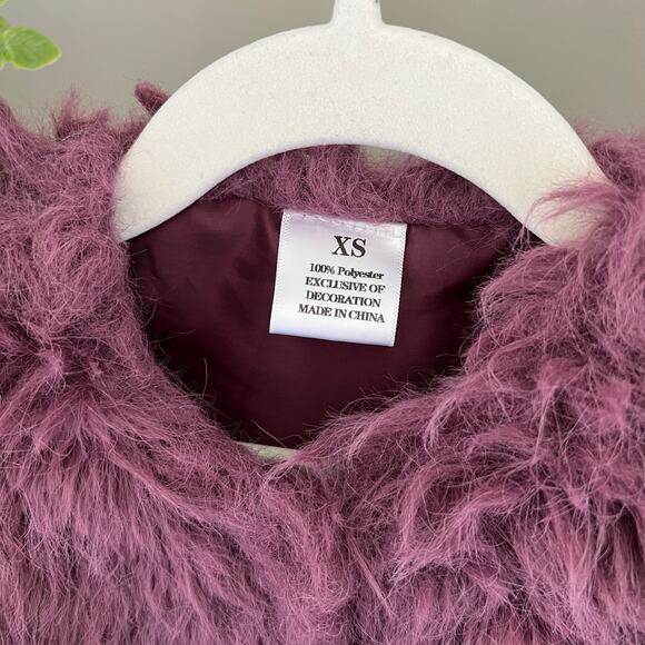 Faux Fur Vest Dark Muave Pink Girl's Size XS - Picture 3 of 6